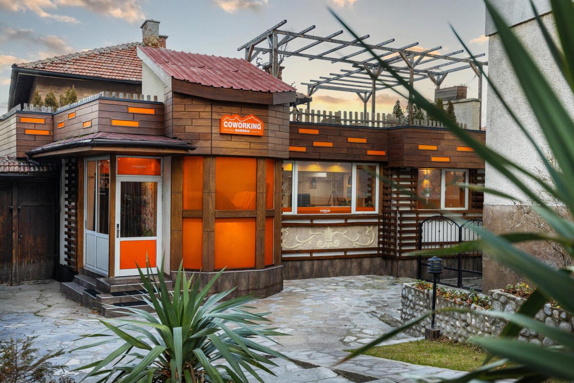 Coliving Bansko, The Social Hotel By Networking Premium 반스코 외부 사진